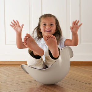 MOLUK Bilibo Beige spin and balance toy, alternative view 2