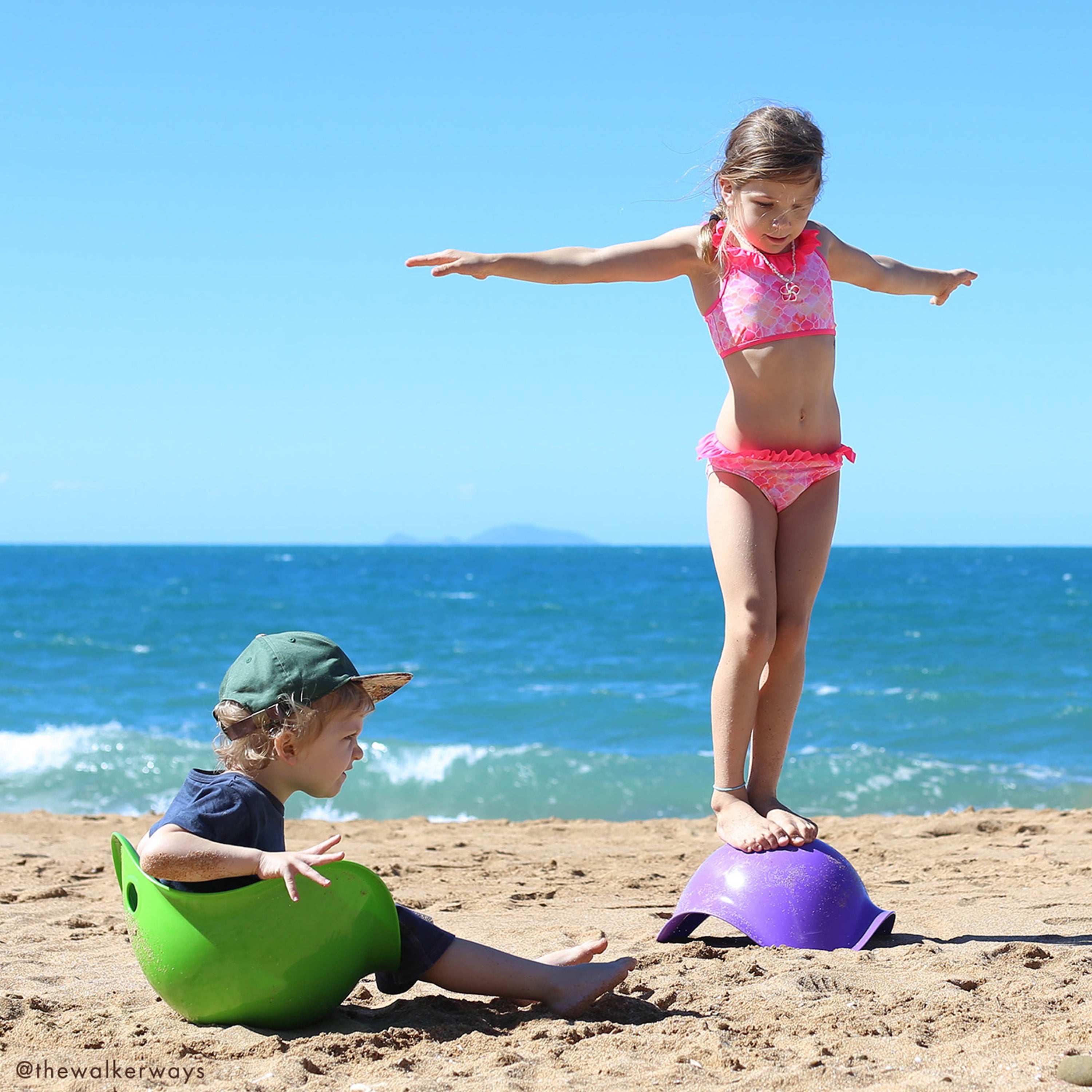 Spin, Balance & Play Sensory Toy Bilibo Purple by MOLUK