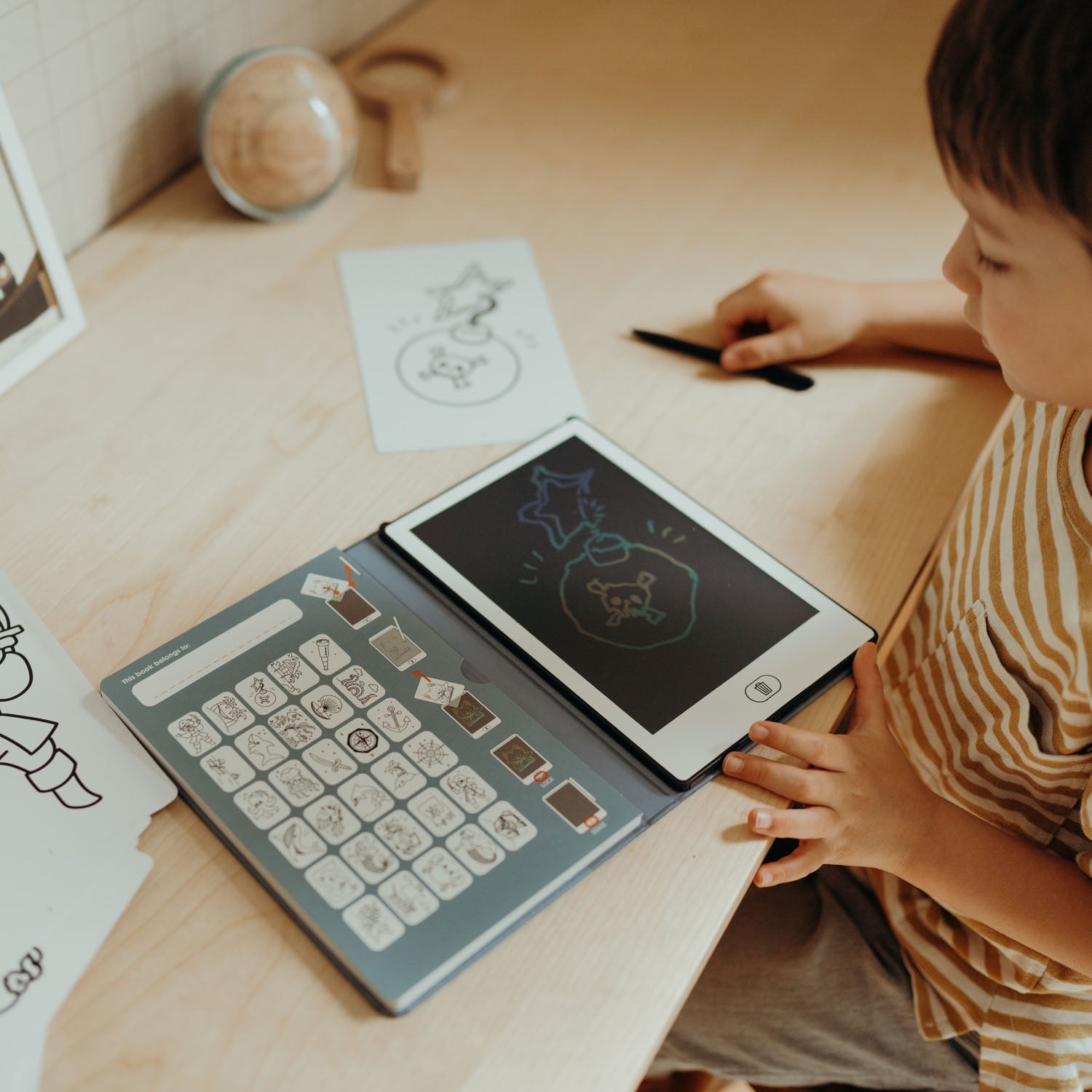 KIDYDRAW MINI LCD Drawing Tablet Ocean and Pirates