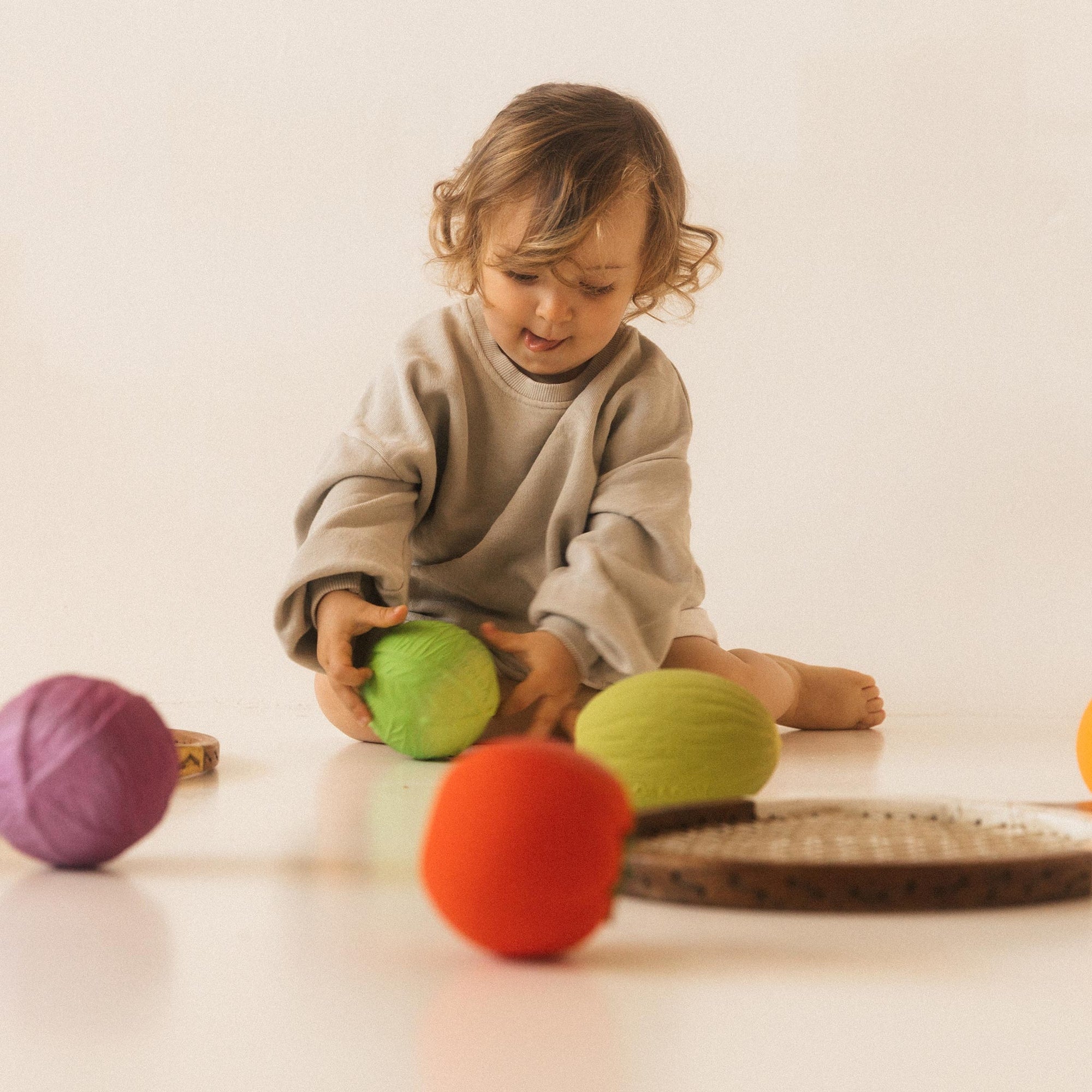 Green Cabbage Baby Ball Oli & Carol