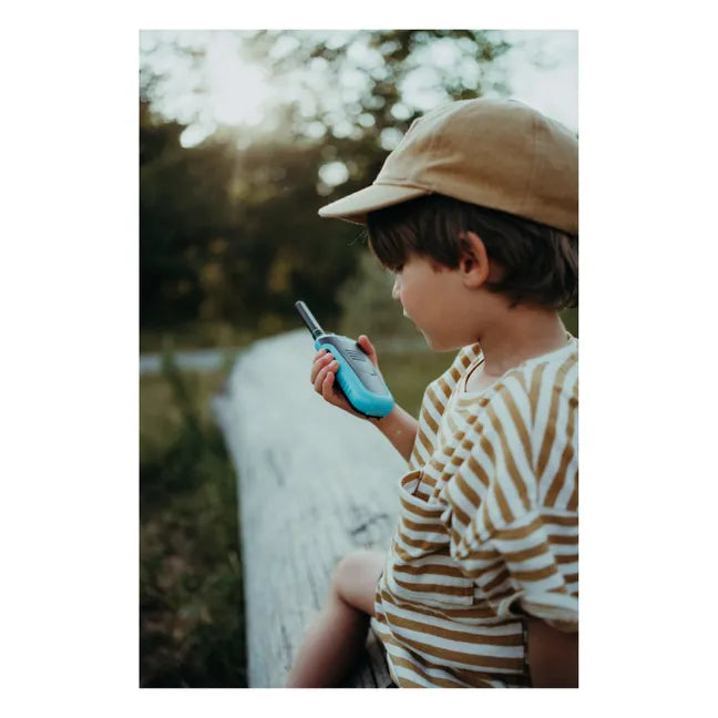 KIDYTALK Long Range Walkie-Talkies Green and Orangea